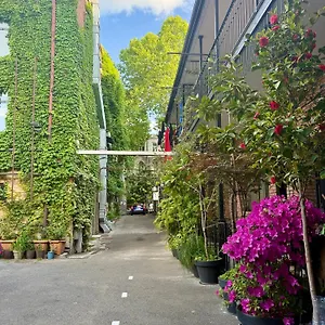 아파트 Old Apartments1, 트빌리시