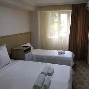 https://jiji-ji.batumihotels.net